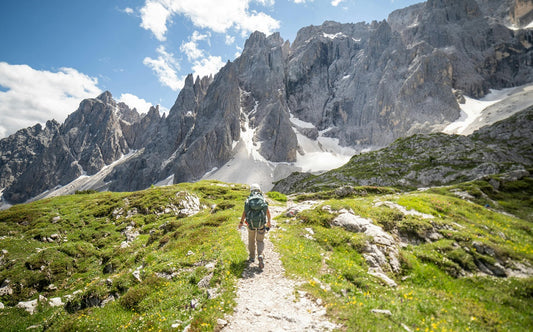 Hiking for Beginners: A Comprehensive Guide to Starting Your Adventure