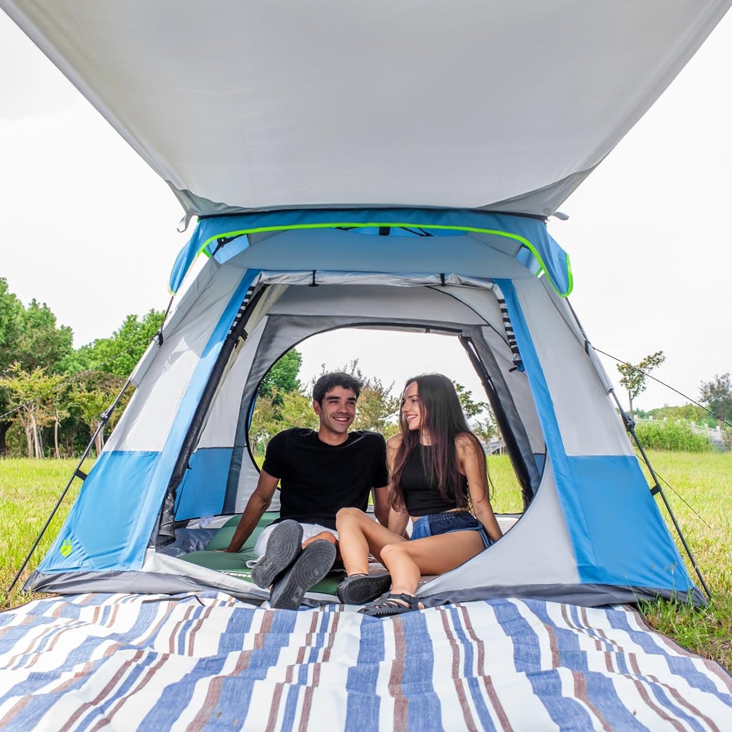 pop-up tent with tarp