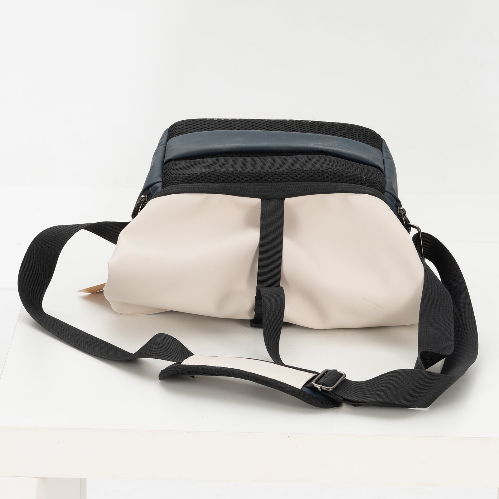 Camelmont Sports Gym Bag